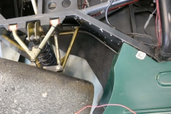 Left-front-suspension-and-front-wheel-floor-extension14661