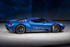 ford-gt-live-photos-2015-detroit-auto-show_100496819_h