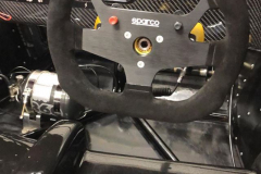 697605