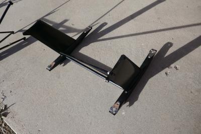 small 2 element rear wing support   from left rear[14912]